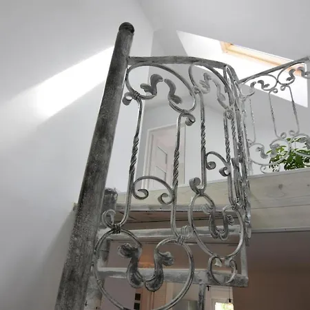 Comfortable With A Private Garden