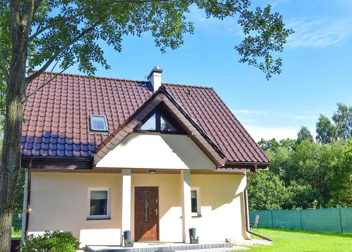 Comfortable With A Private Garden Casa de Férias