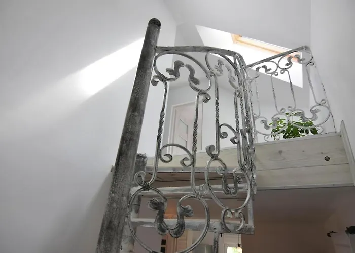 Comfortable With A Private Garden